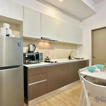 Silverscape Residence Sea View Melaka By Stayrene Exterior photo