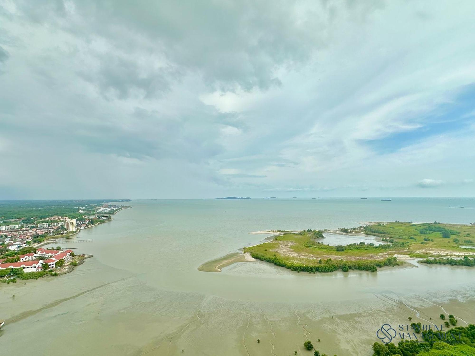 Silverscape Sea View By Stayrene Apartment *
